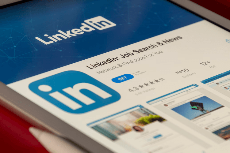 secret-linkedIn-feature-that-can-help-you-book-more-calls